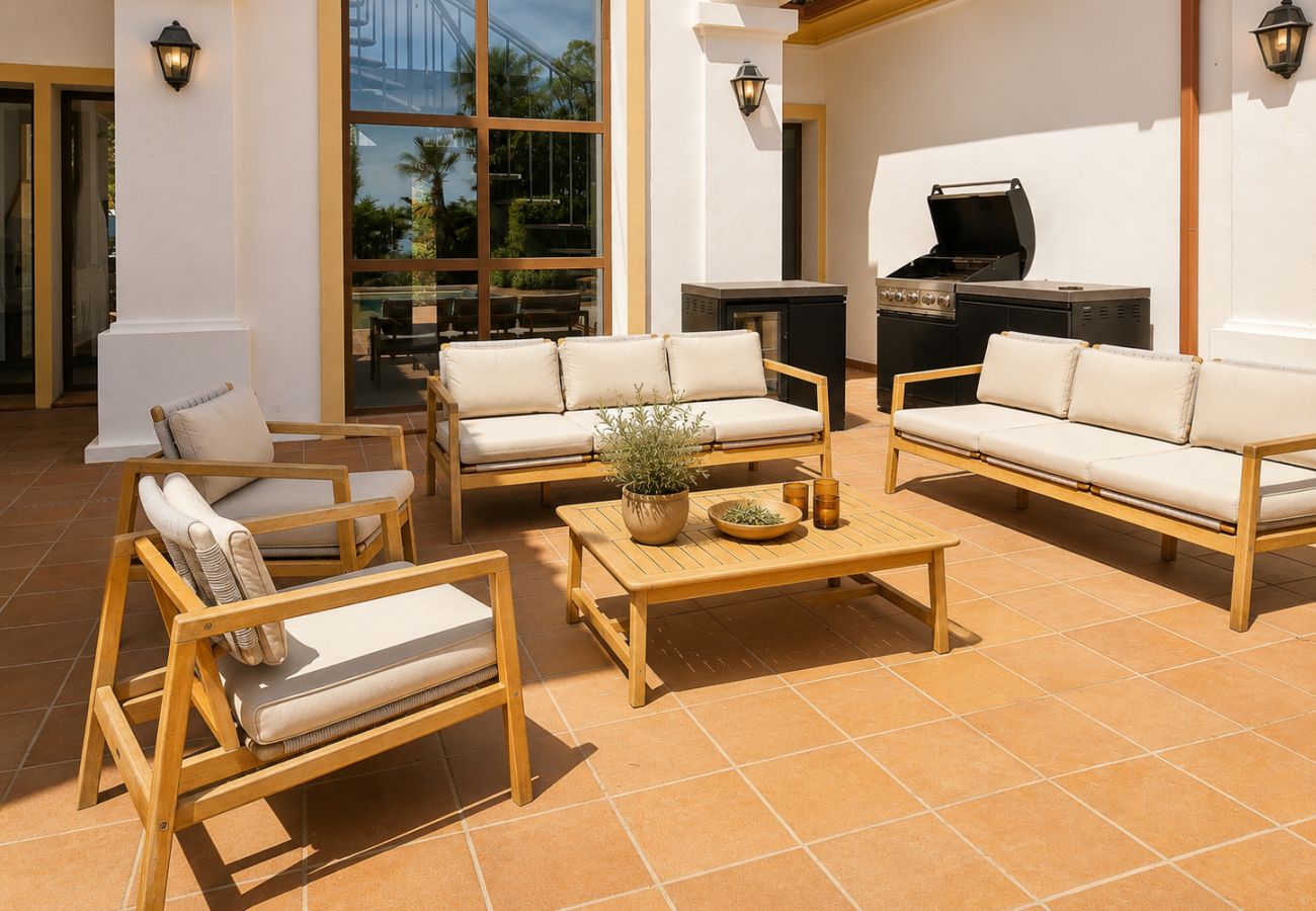 Villa in Mijas Costa - Four bed countryside villa with private pool