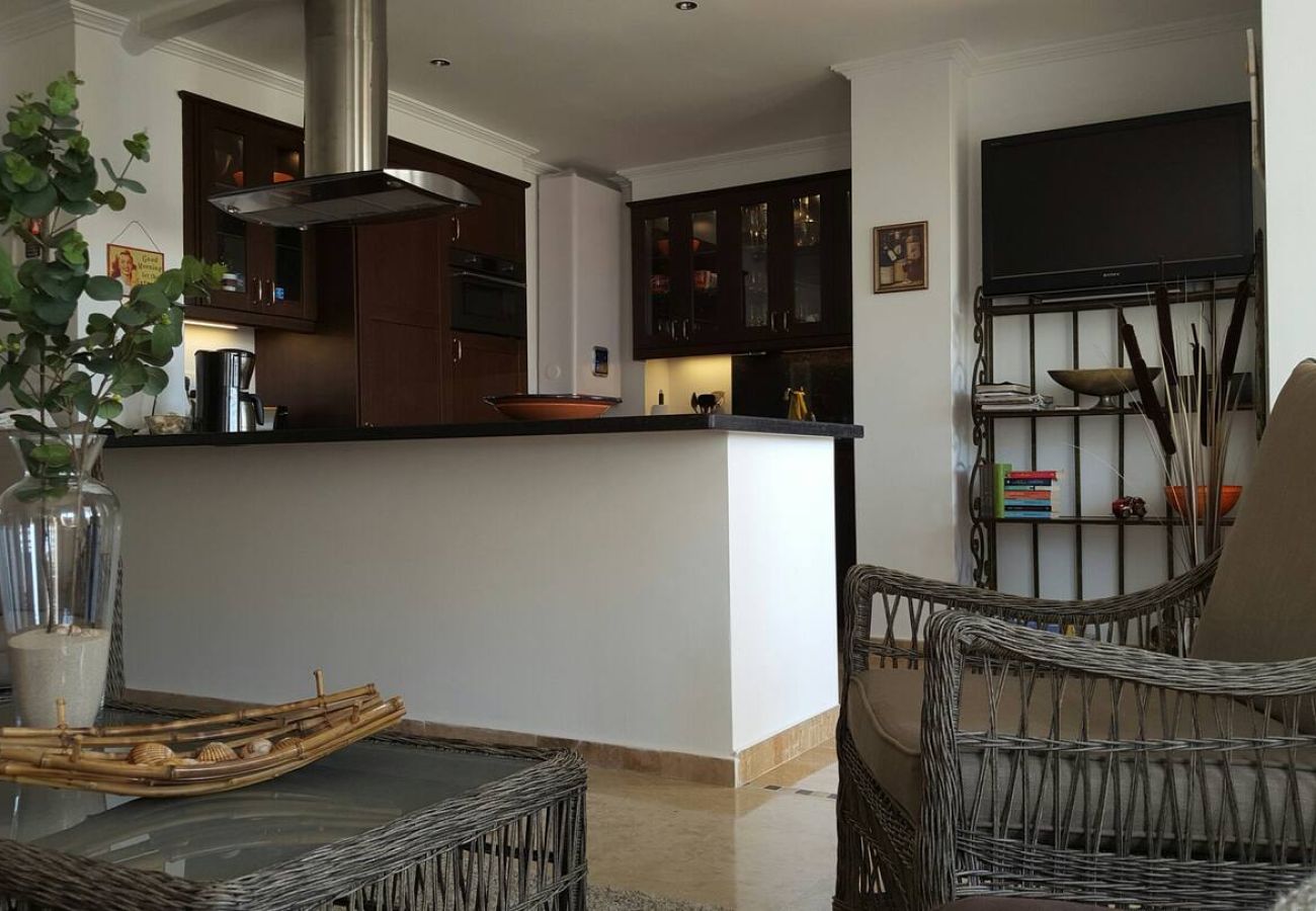 Apartment in Estepona - 3 bed apartment, near port in Estepona