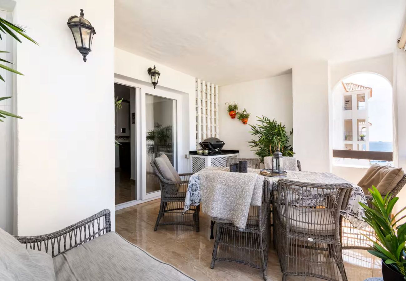Apartment in Estepona - 3 bed apartment, near port in Estepona