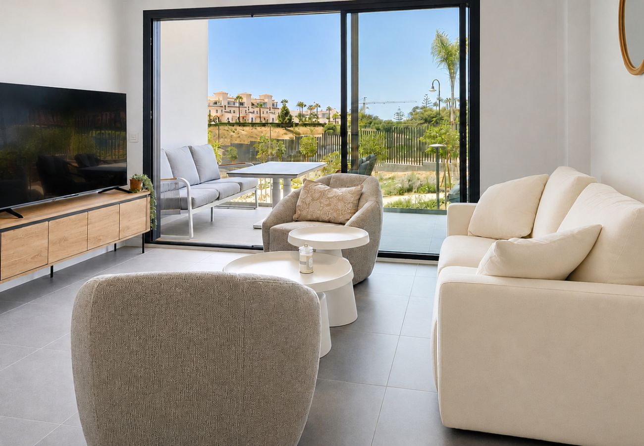 Apartment in Mijas Costa - Stylish apartment with access to pool, gym & padel