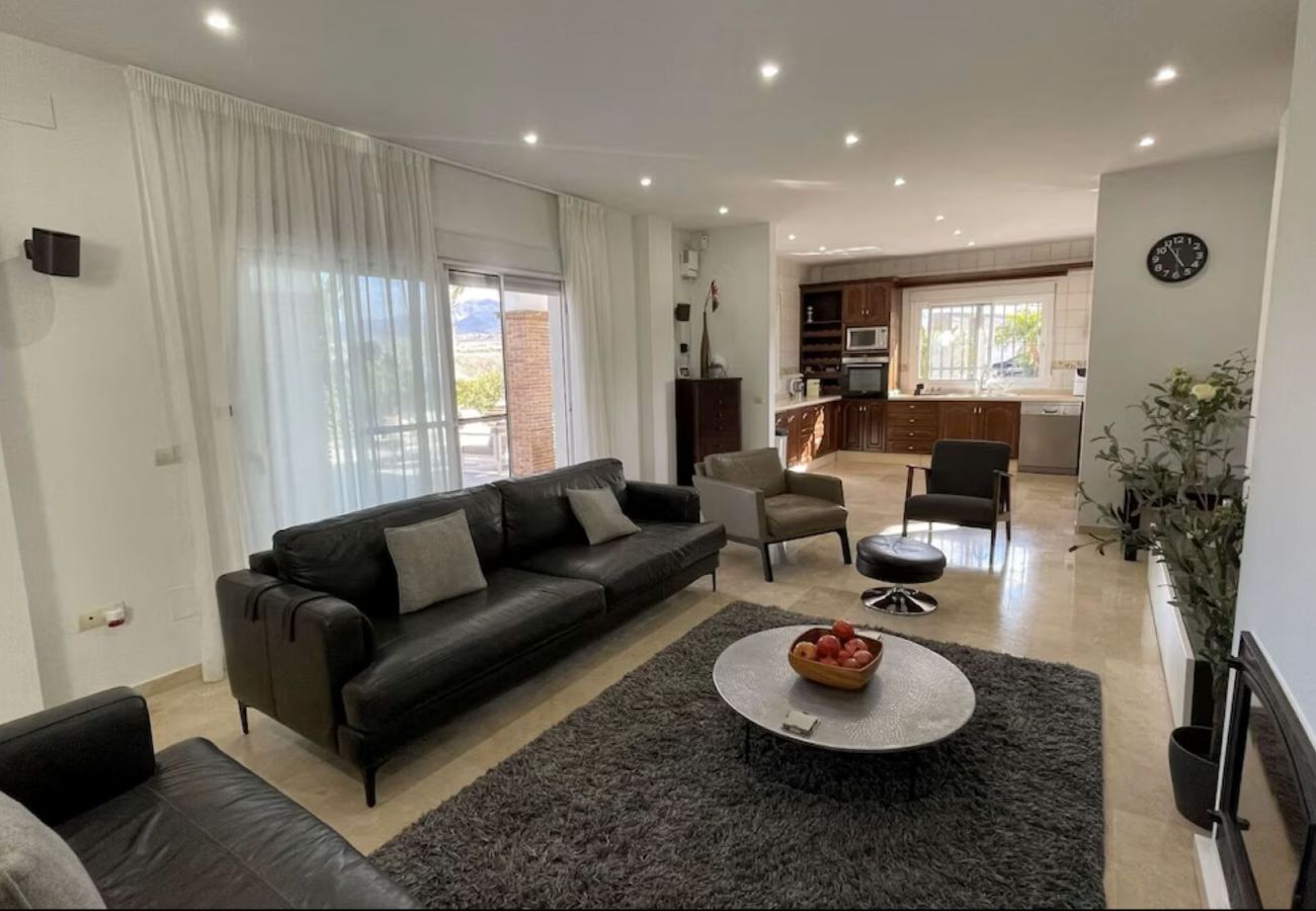 Villa in Alhaurín el Grande - Four bedroom villa with private pool, Alhaurin el Grande