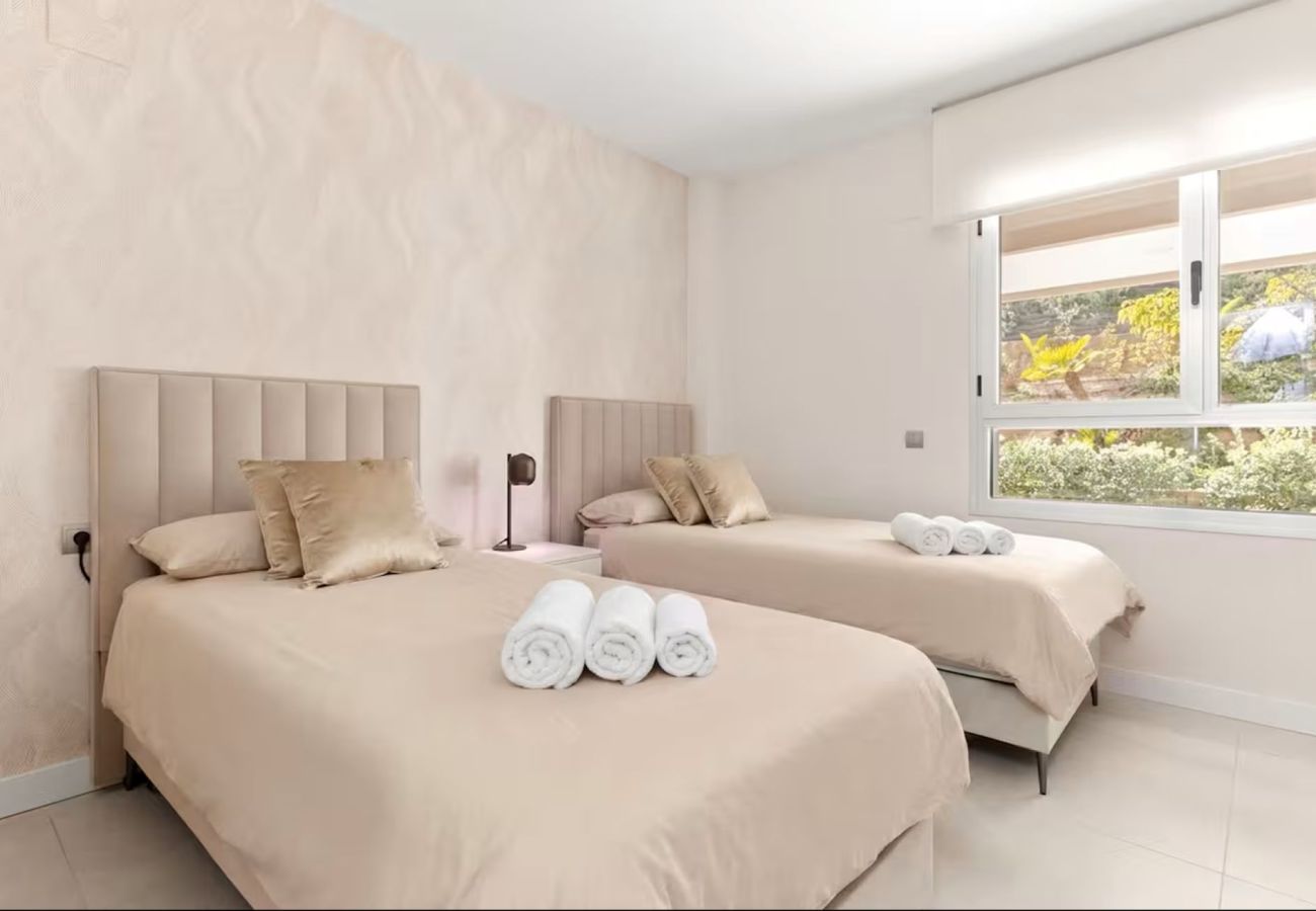 Apartment in La Cala de Mijas - Two bed ground floor garden apartment