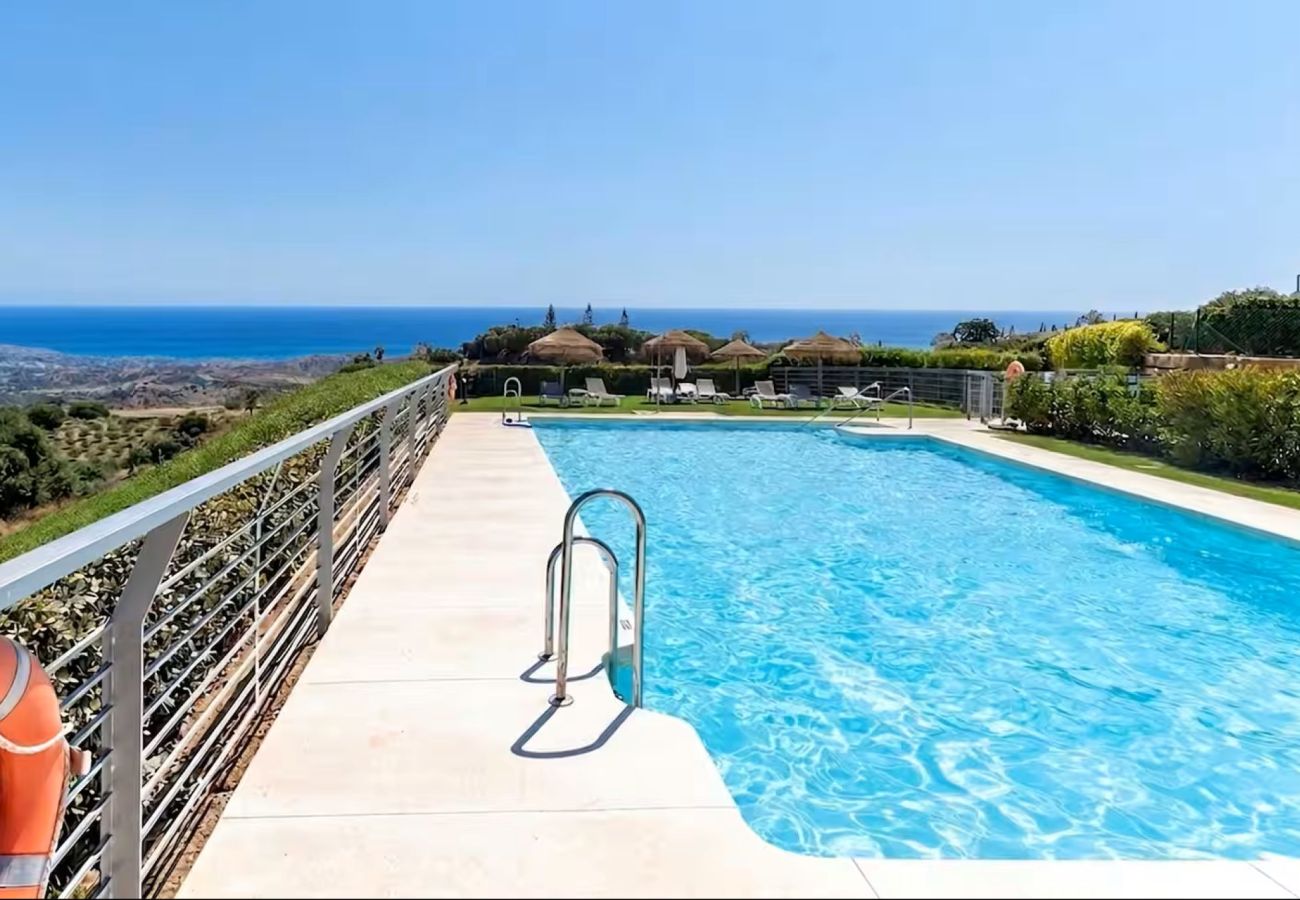 Apartment in La Cala de Mijas - Two bed ground floor garden apartment