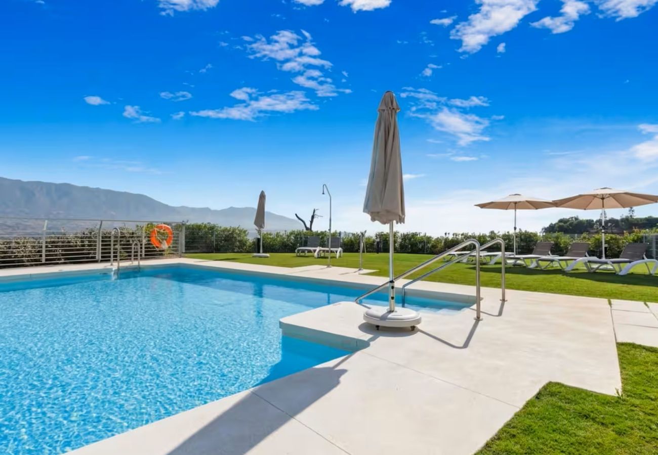 Apartment in La Cala de Mijas - Two bed ground floor garden apartment