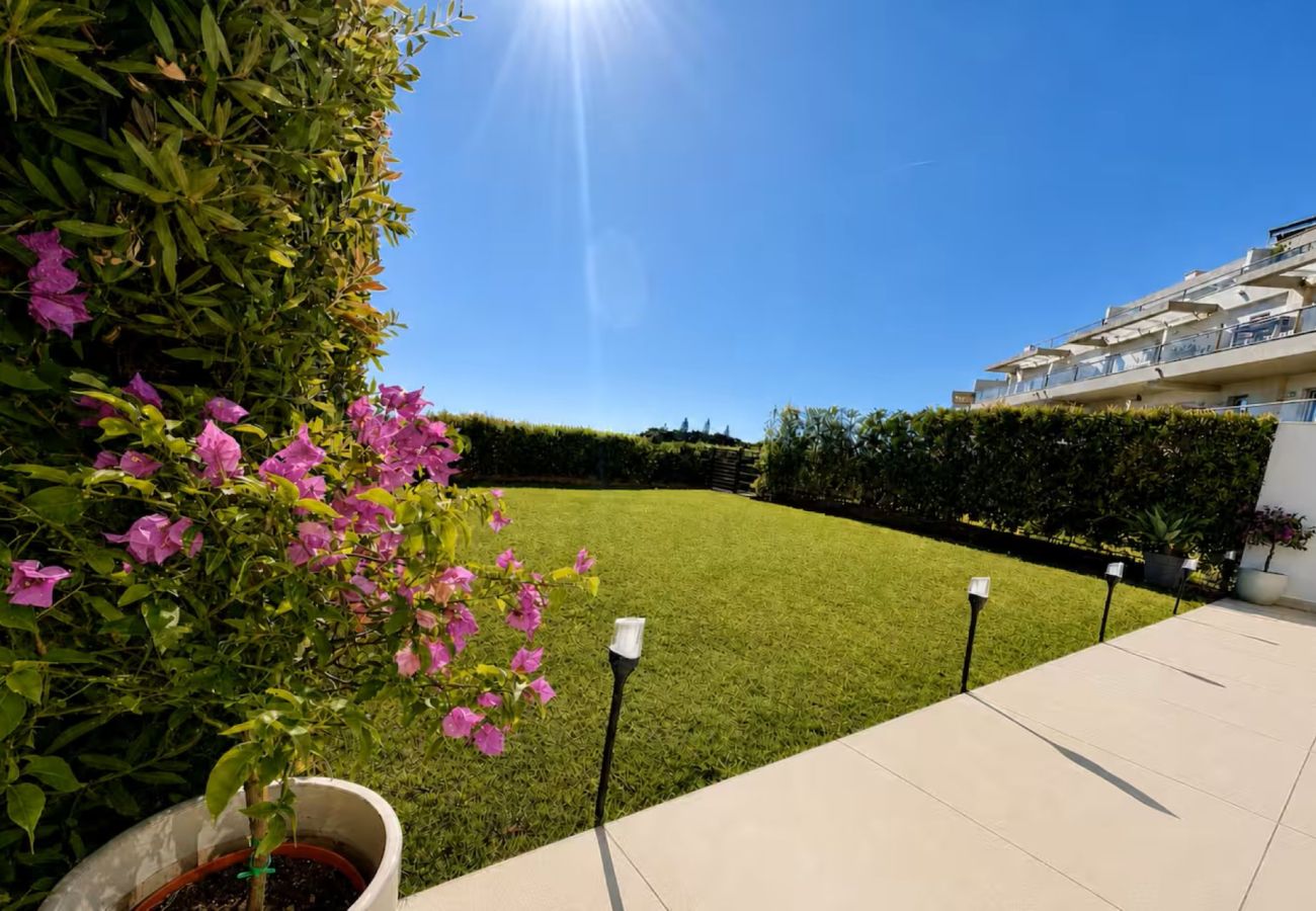 Apartment in La Cala de Mijas - Two bed ground floor garden apartment