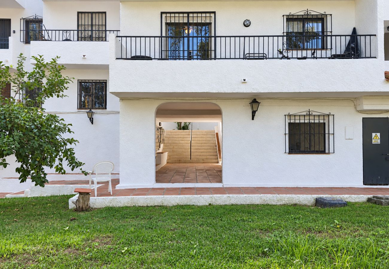 Apartment in Mijas Costa - One bedroom apartment with communal pool