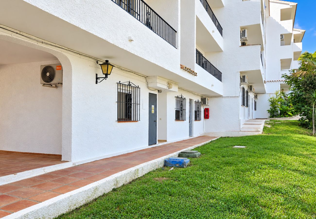 Apartment in Mijas Costa - One bedroom apartment with communal pool